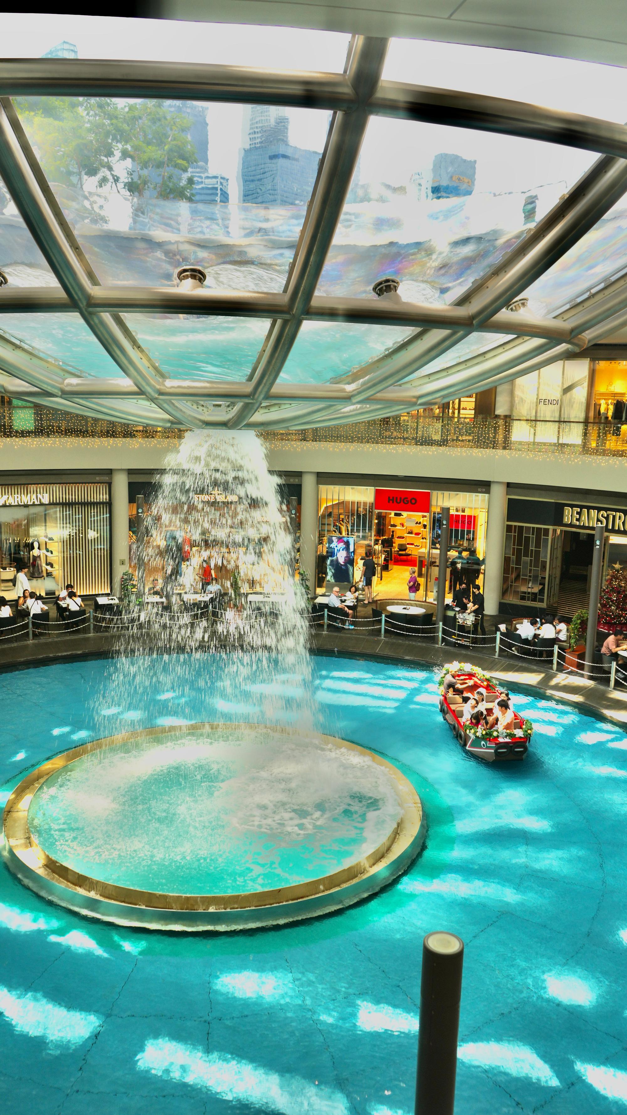 Fountain and gondola ride