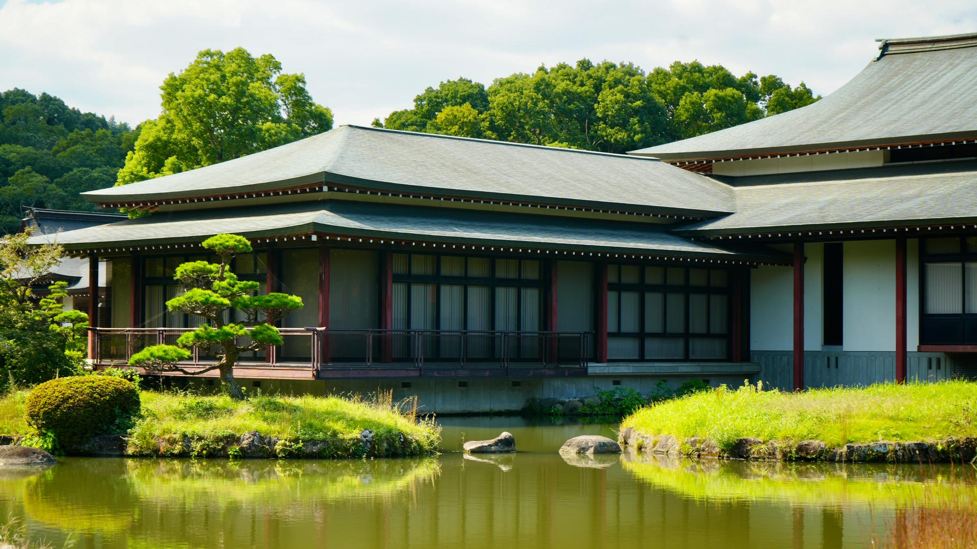 Newer Zen Building