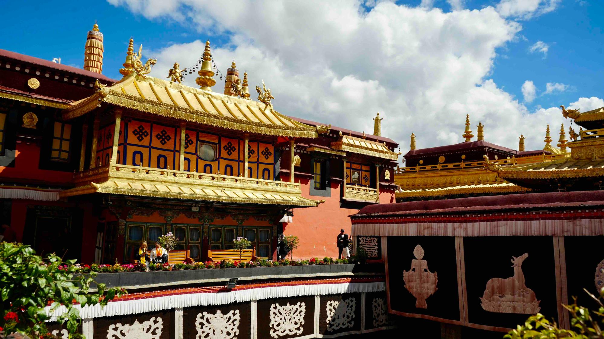 Jokhang Temple Courtyard