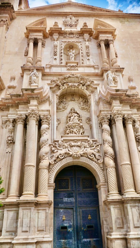 Eltze cathedral entrance